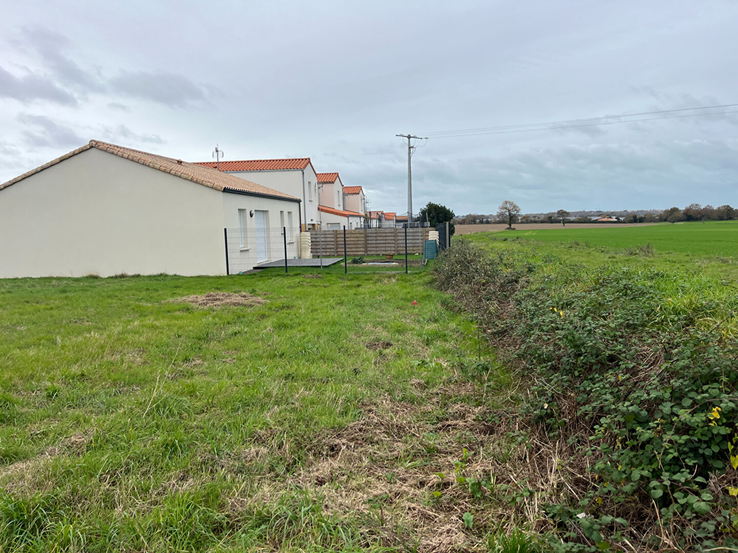 image 
TERRAIN CONSTRUCTIBLE - SAINT MATHURIN - 367 M²