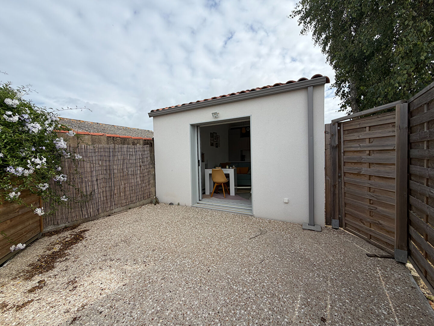 image
LES SABLES D'OLONNE - LA PIRONNIERE - MAISON + STUDIO - 98 m²