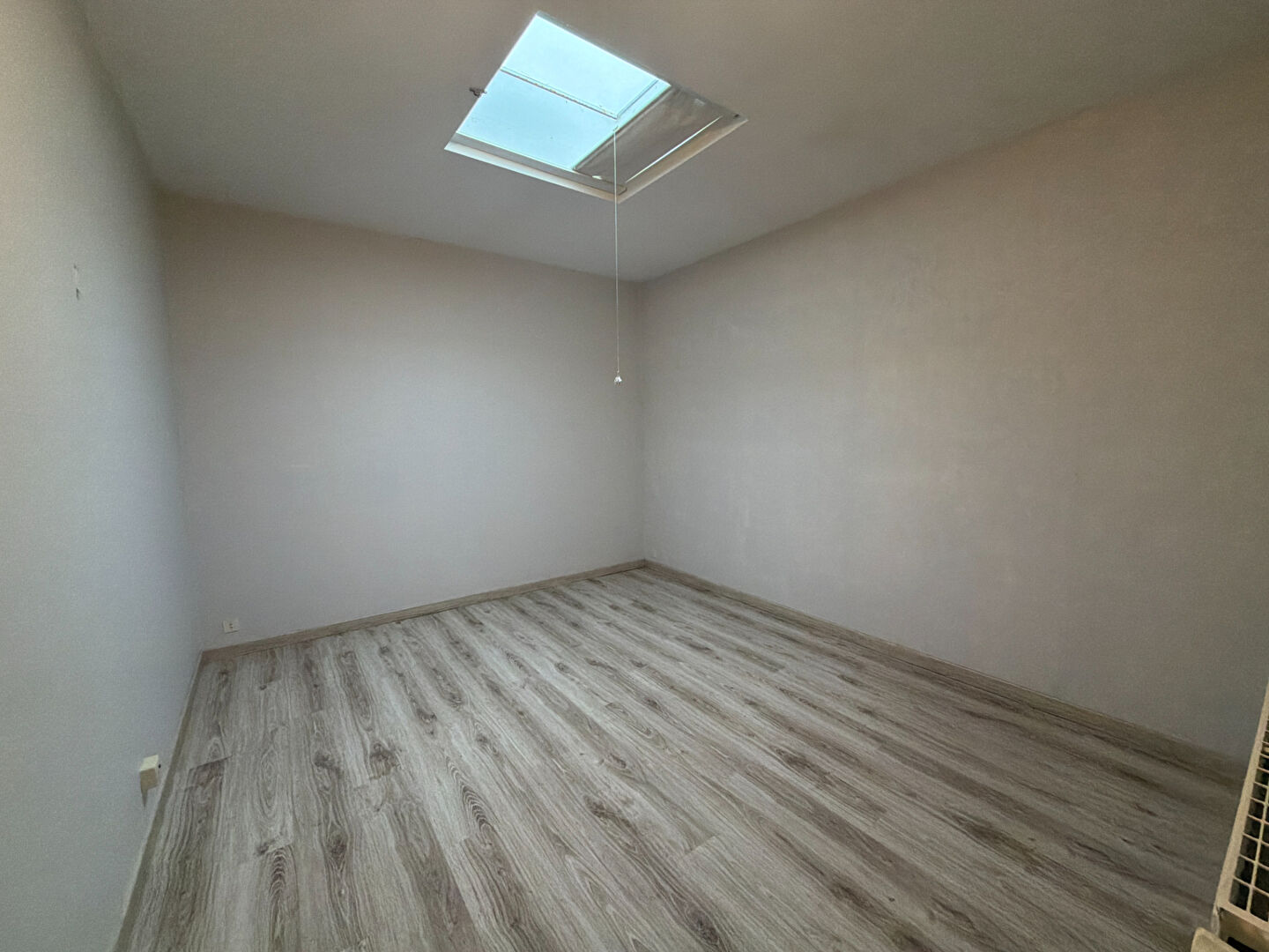 image 
LES SABLES D'OLONNE - CENTRE VILLE  - MAISON 4 CHAMBRES - 168 m2 - EXTERIEUR ET GARAGES