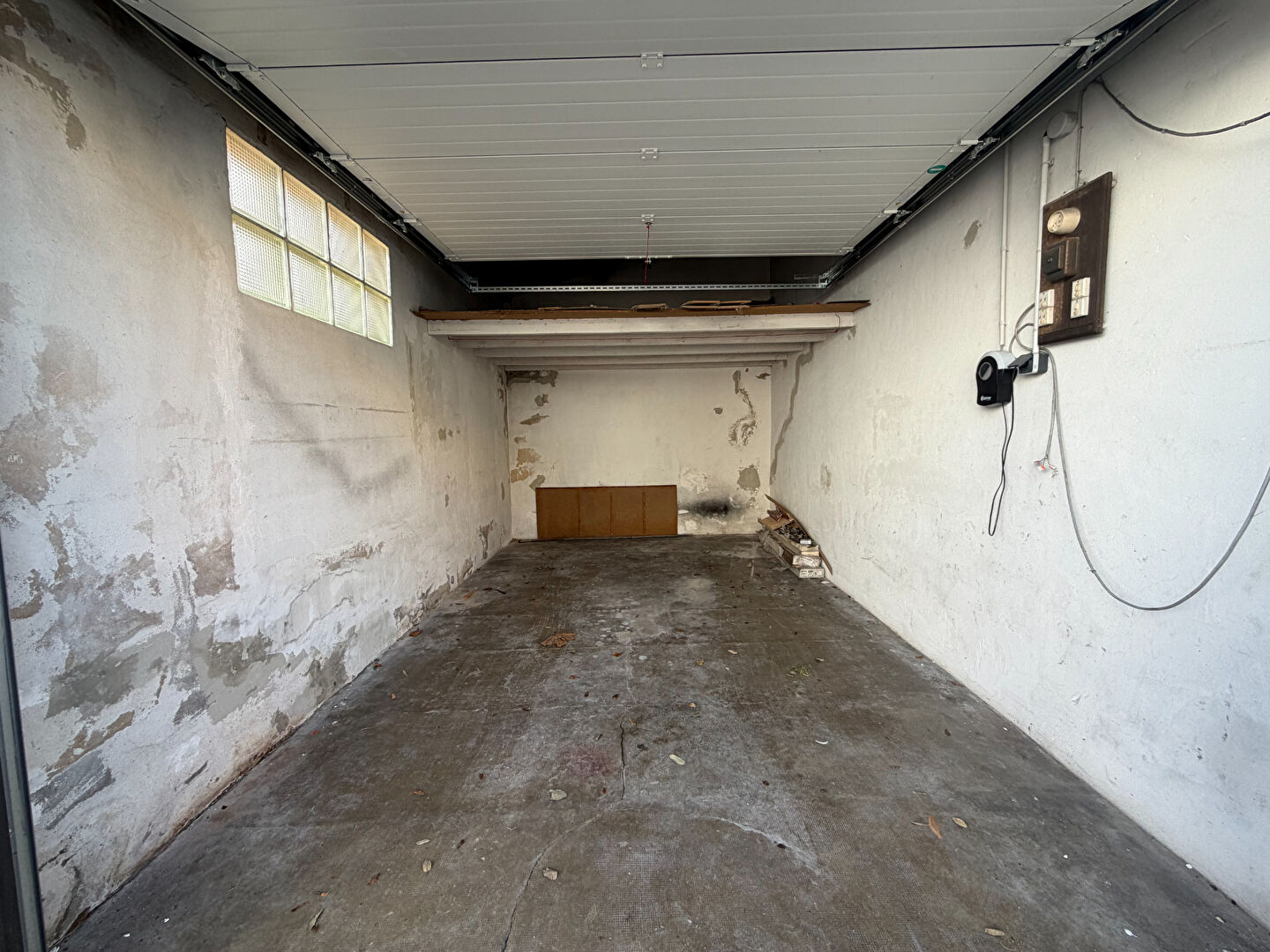 image 
LES SABLES D'OLONNE - CENTRE VILLE  - MAISON 4 CHAMBRES - 168 m2 - EXTERIEUR ET GARAGES