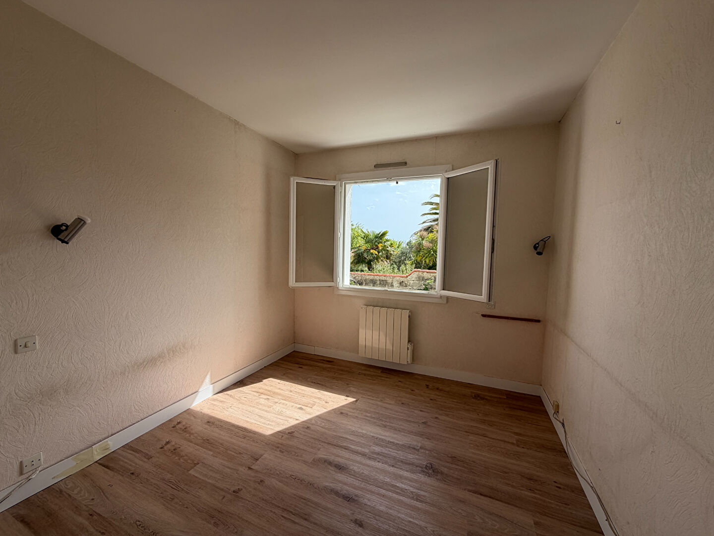 image
LES SABLES D'OLONNE - PROPRIETE 88 m2 - 3 CHAMBRES - GARAGE EN SOUS SOL