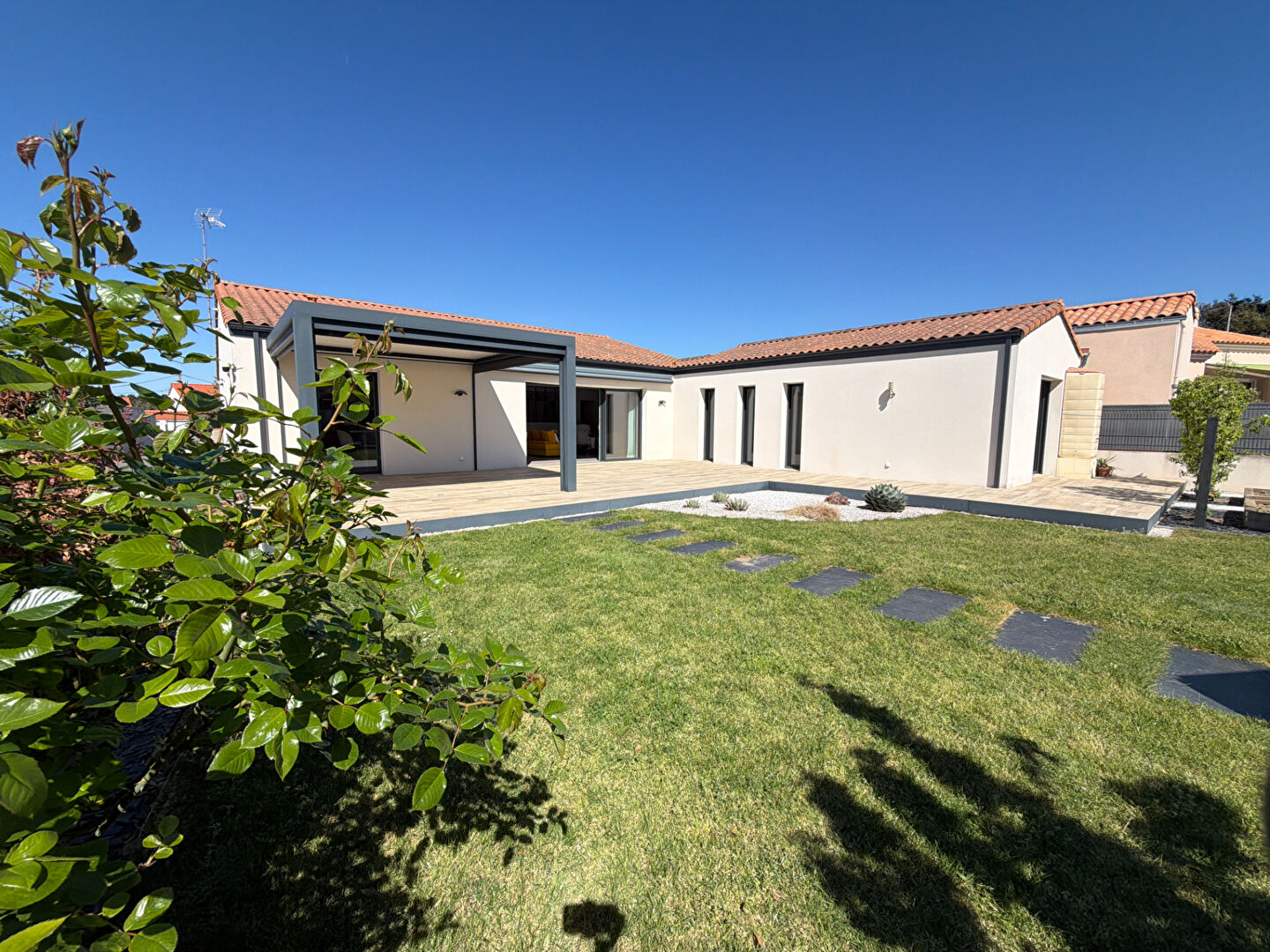 image
LES SABLES D'OLONNE - VILLA DE PLAIN PIED - 202 M² - 4 CHAMBRES