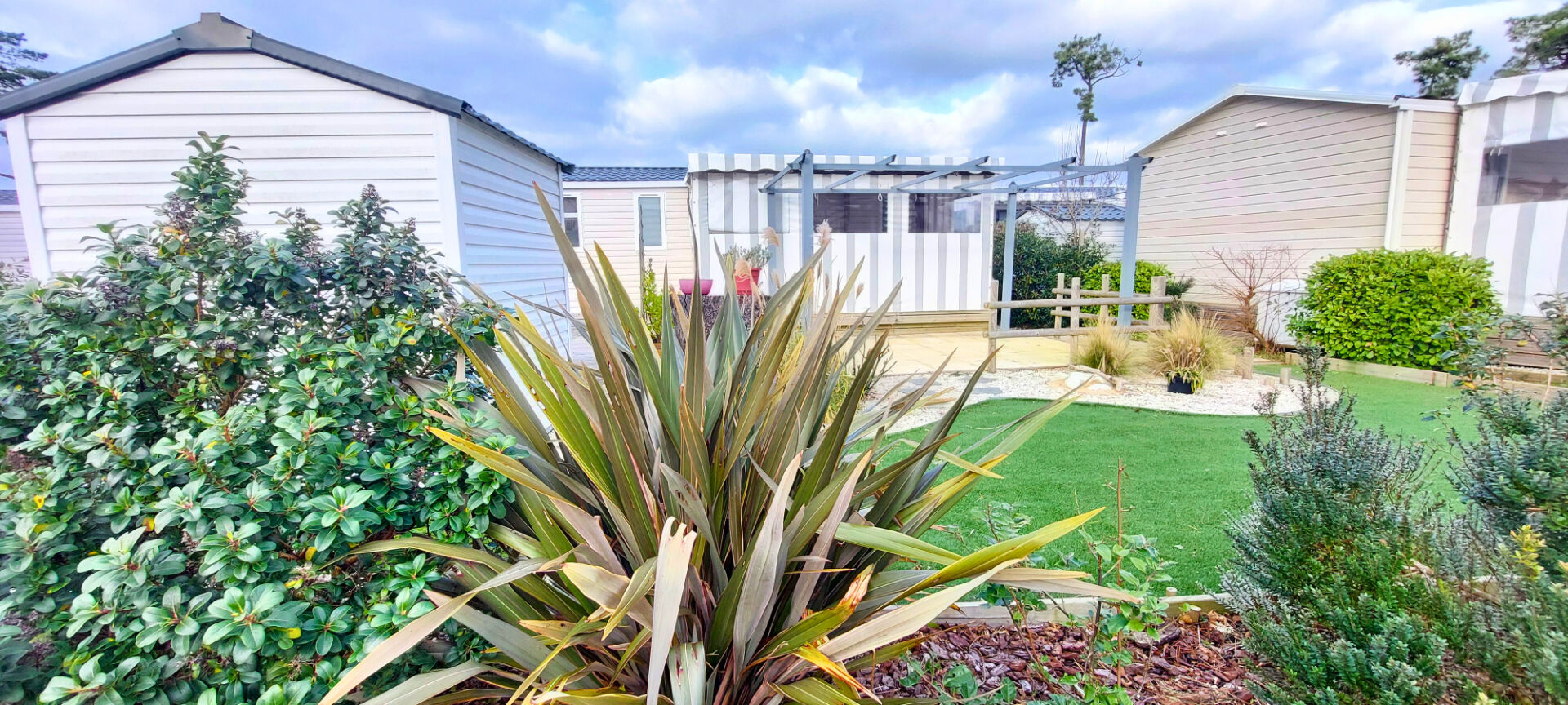 Photo A Saint Hilaire de Riez - Mobil Home avec emplacement image 1/6