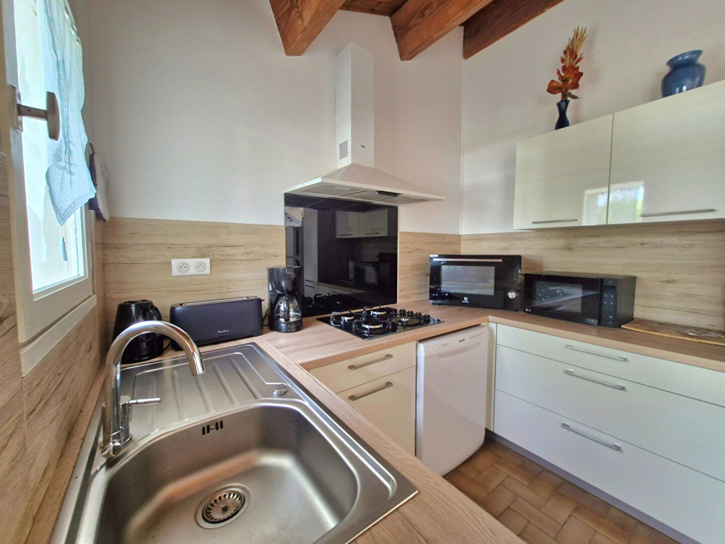 Photo PROCHE GARE ET COMMERCES image 3/5