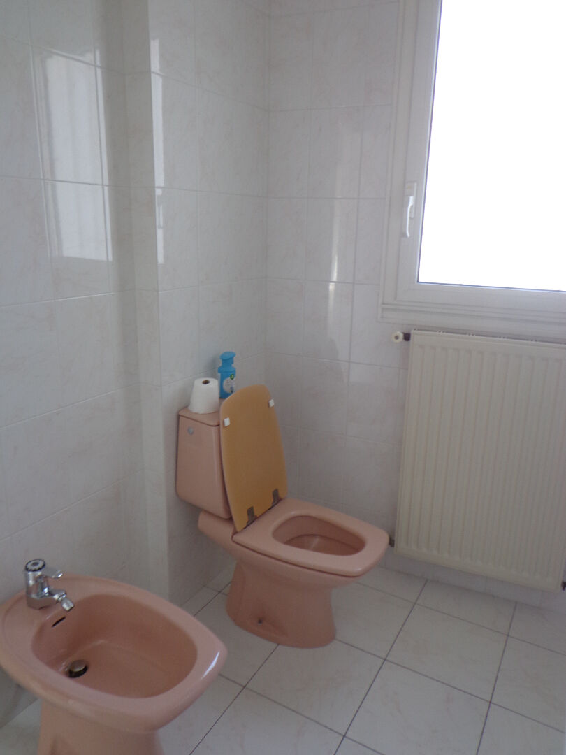 Photo Maison rénovée T2 centre ville image 6/6