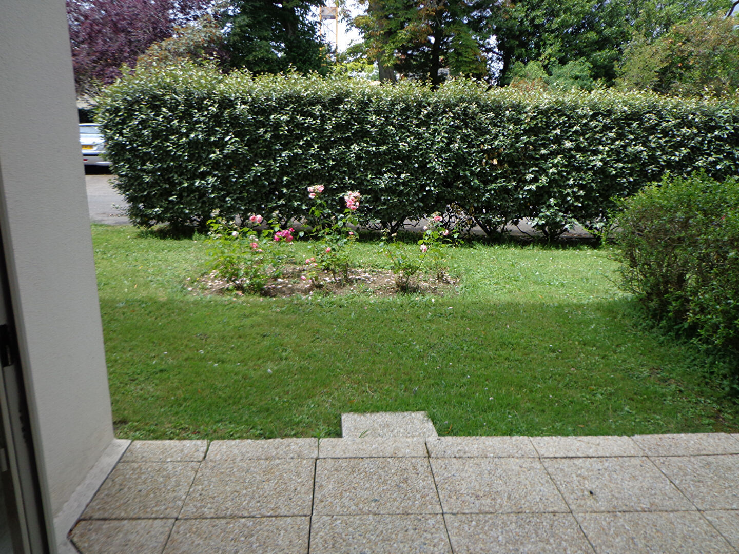 Appartement T2  au rez-de-chaussée dans résidence Sénior