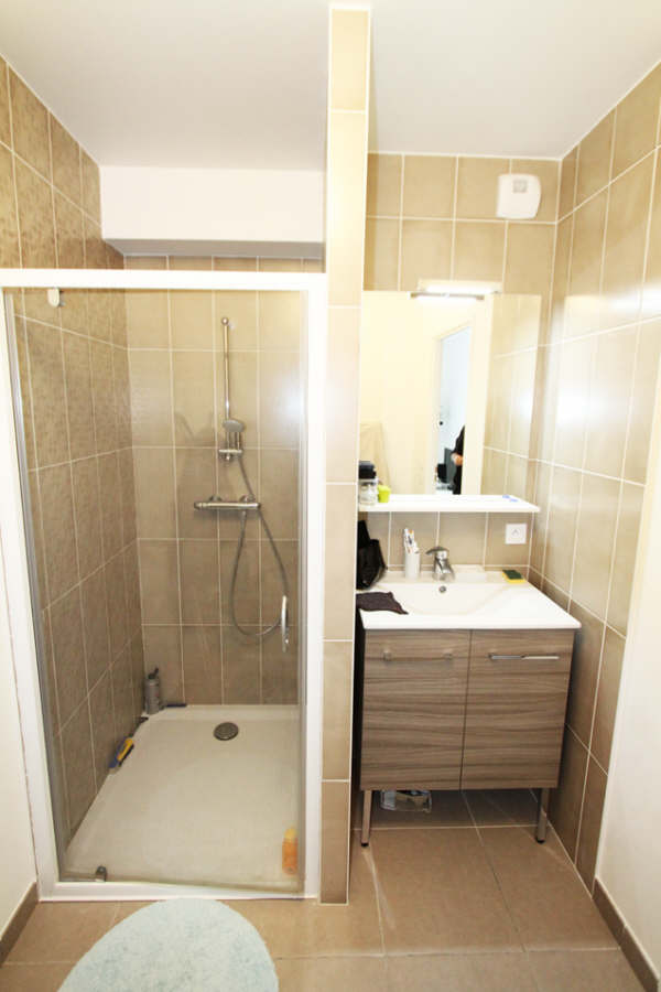 Photo APPARTEMENT ST PIERRE EN FAUCIGNY - 2 pièce(s) - 45 m2 image 5/5