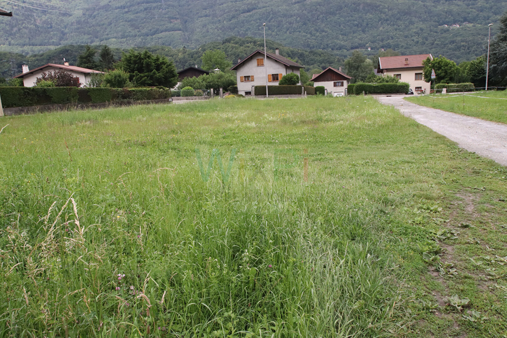 Terrain constructible LA BATHIE