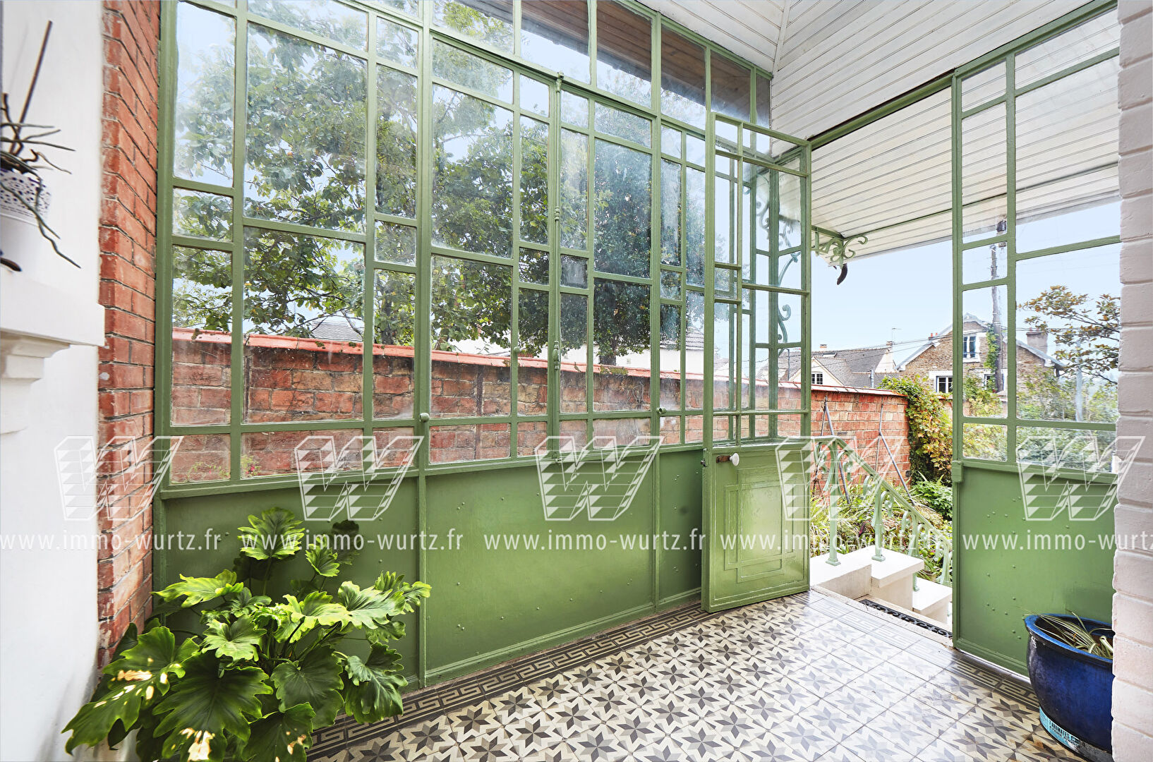 Photo MEULIÈRE BOURGEOISE DE 170 m2 SUR TERRAIN DE 1128 m2 image 2/6