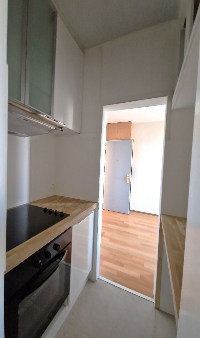 Photo Issy Les Moulineaux : Appartement 2 pièces de 25.20m² image 2/5