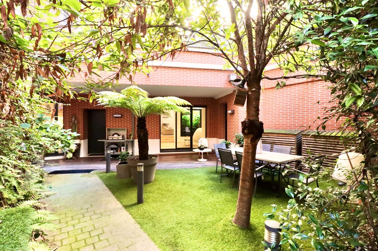 Paris XIVème : Appartement 5 pièces de 140.02 m2