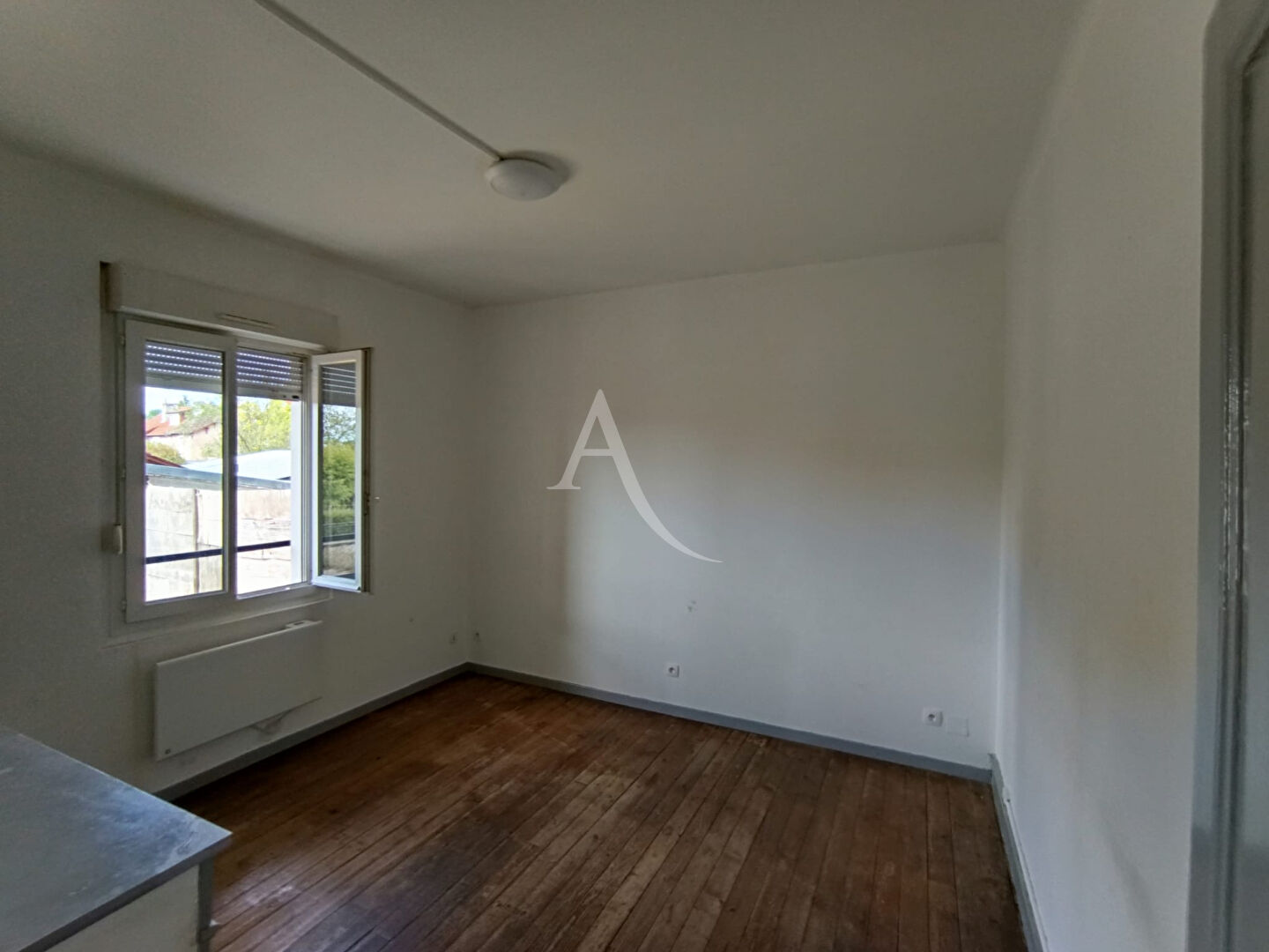 Photo EN VENTE - IMPHY - Appartement F3 avec garage et terrain image 6/6