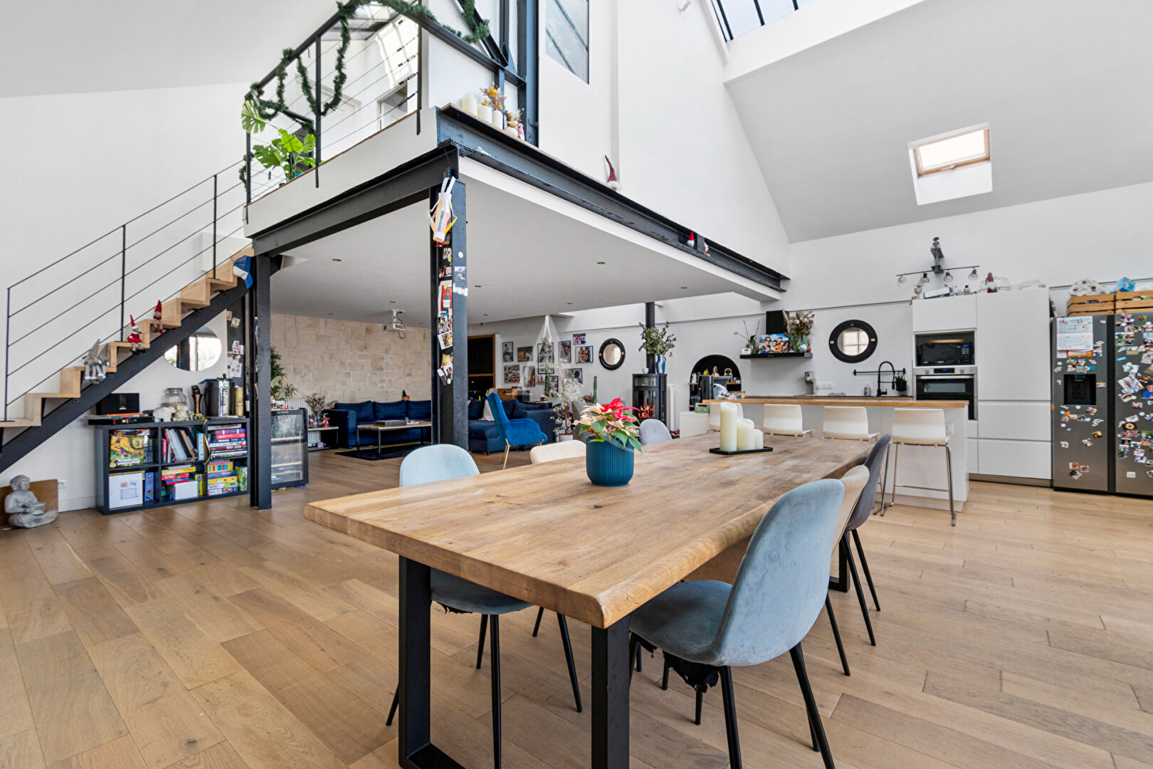 Photo Suresnes (limite Puteaux) - Maison Loft de 208m² (232 m² au sol) image 2/6