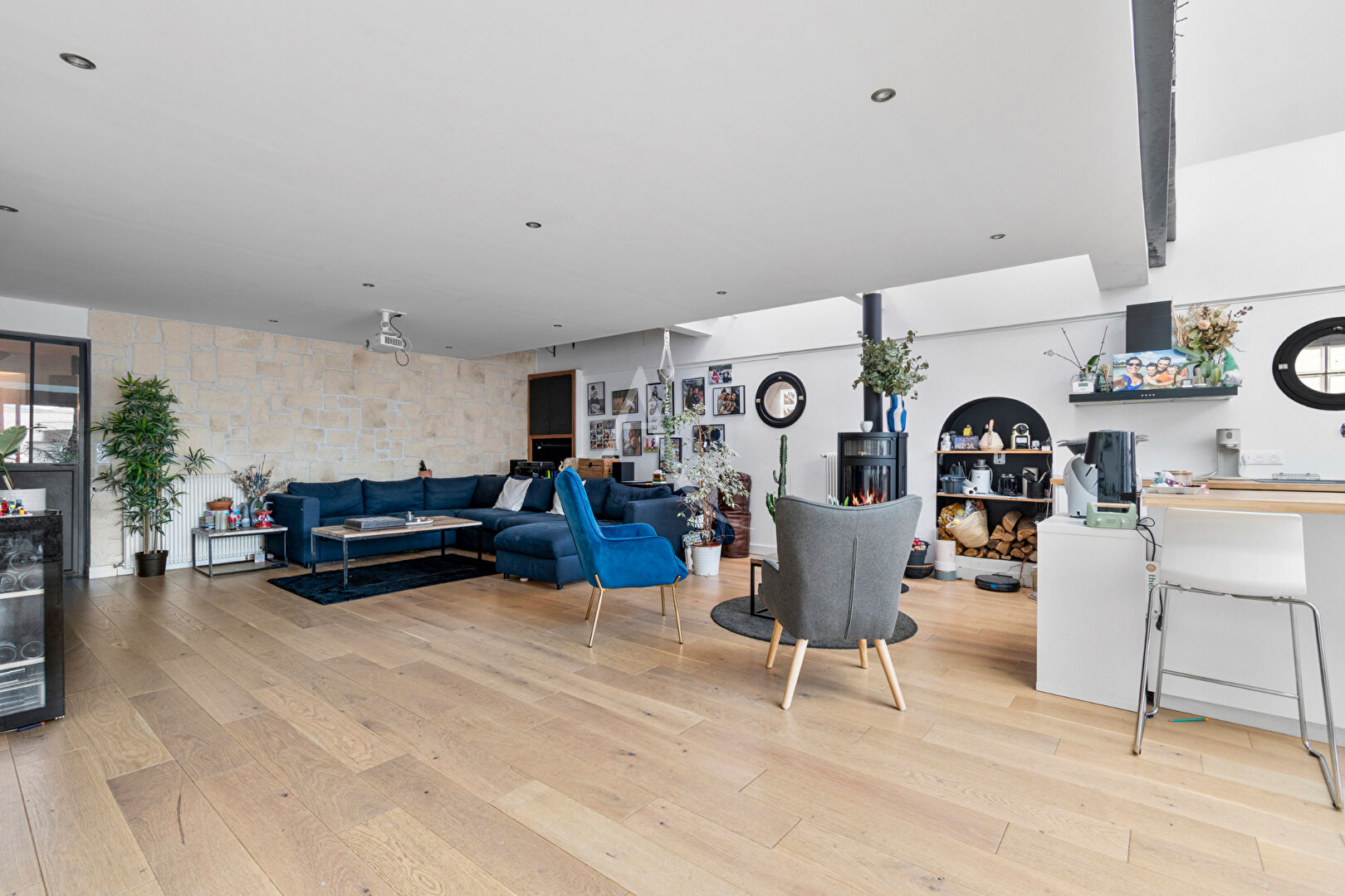 Photo Suresnes (limite Puteaux) - Maison Loft de 208m² (232 m² au sol) image 3/6