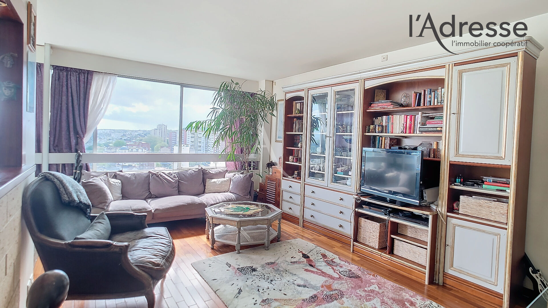 Photo PUTEAUX/ DEFENSE appartement 3 pièces de 76 m² sans vis-à-vis avec cave et parking image 6/6