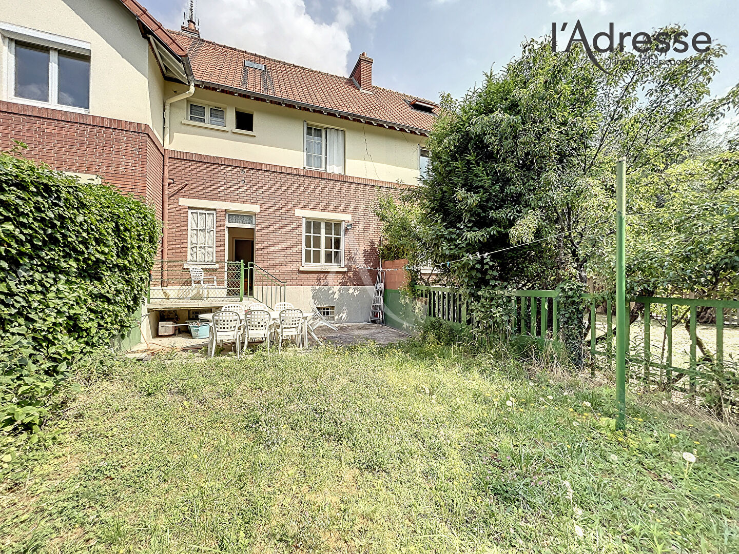 Suresnes Marché Caron - Maison 4 pièces de 97m² avec Jardin sans vis à vis