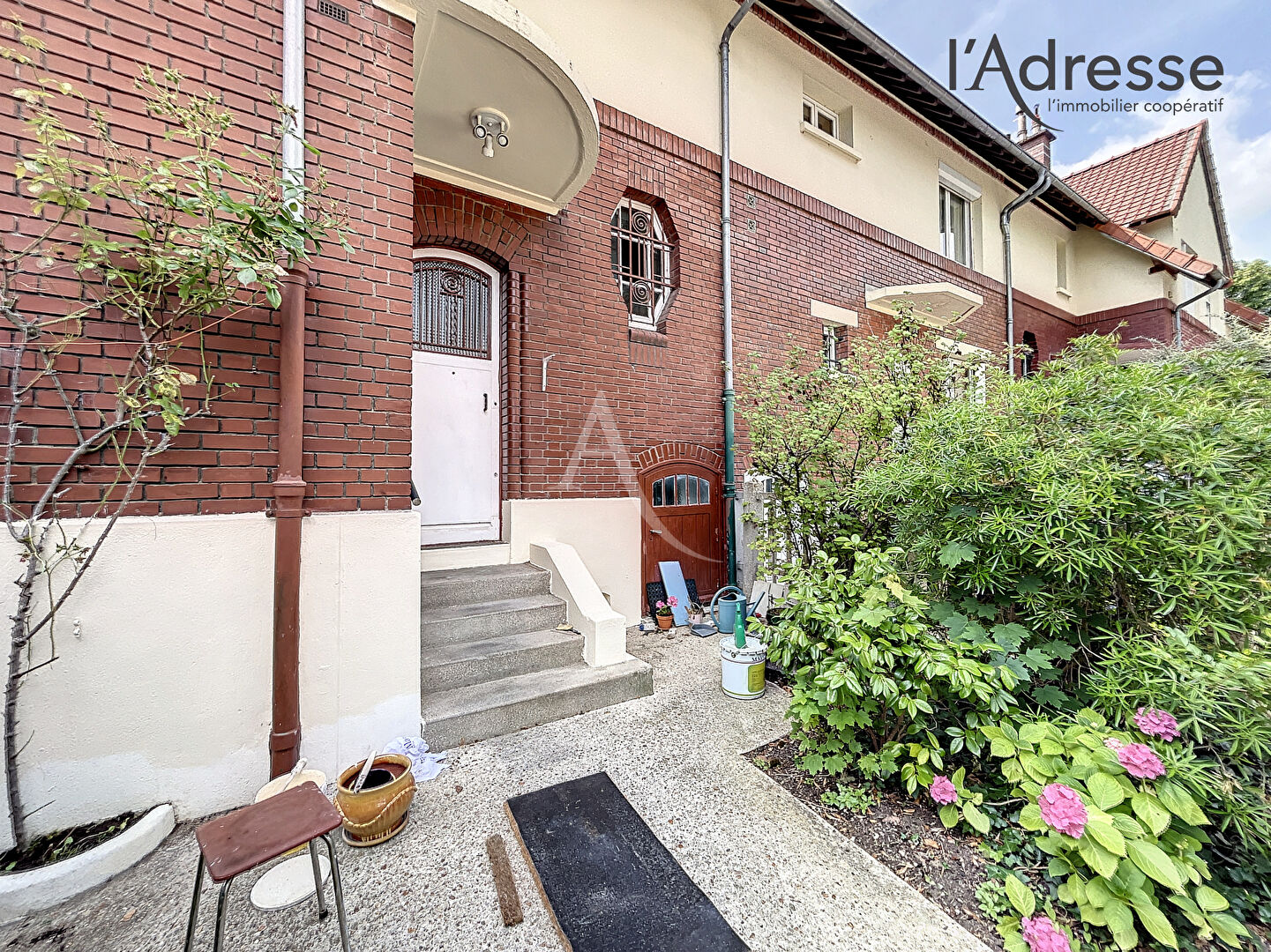 Photo Suresnes Marché Caron - Maison 4 pièces de 97m² avec Jardin sans vis à vis image 3/6