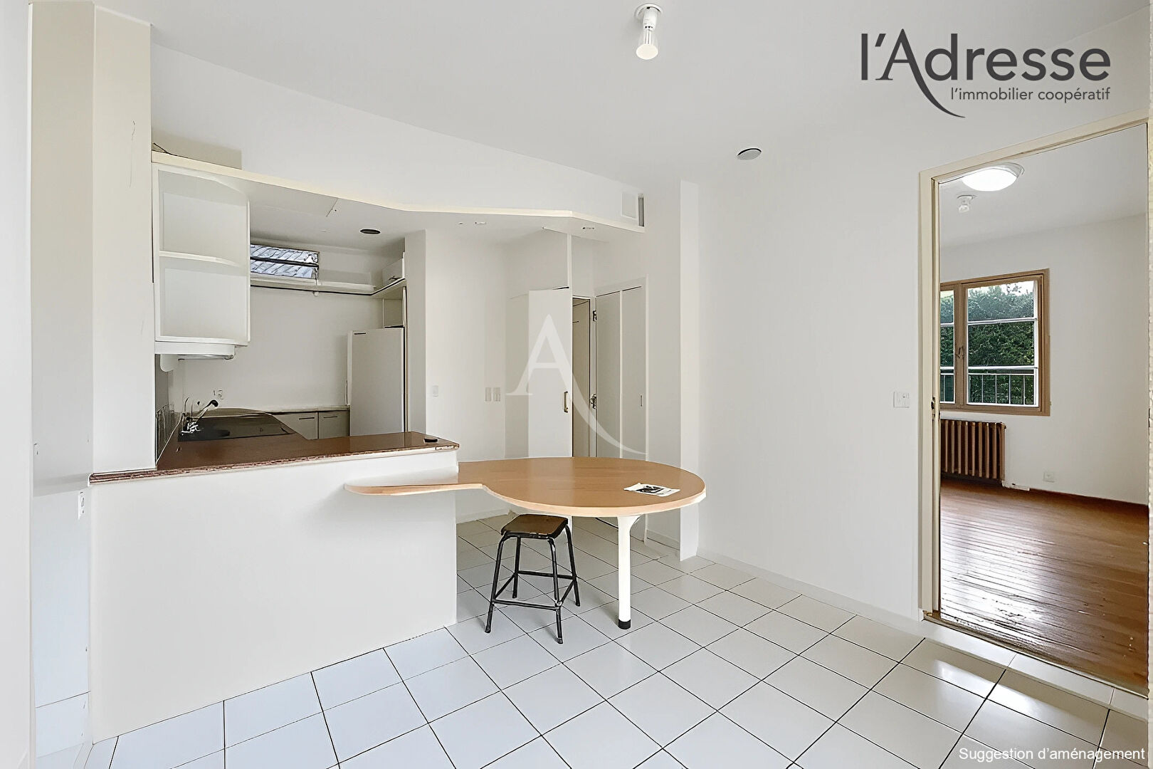 Photo Maison Suresnes - 7 pièce(s) , 5 chambres de 149m² et  299m² de terrain image 4/6