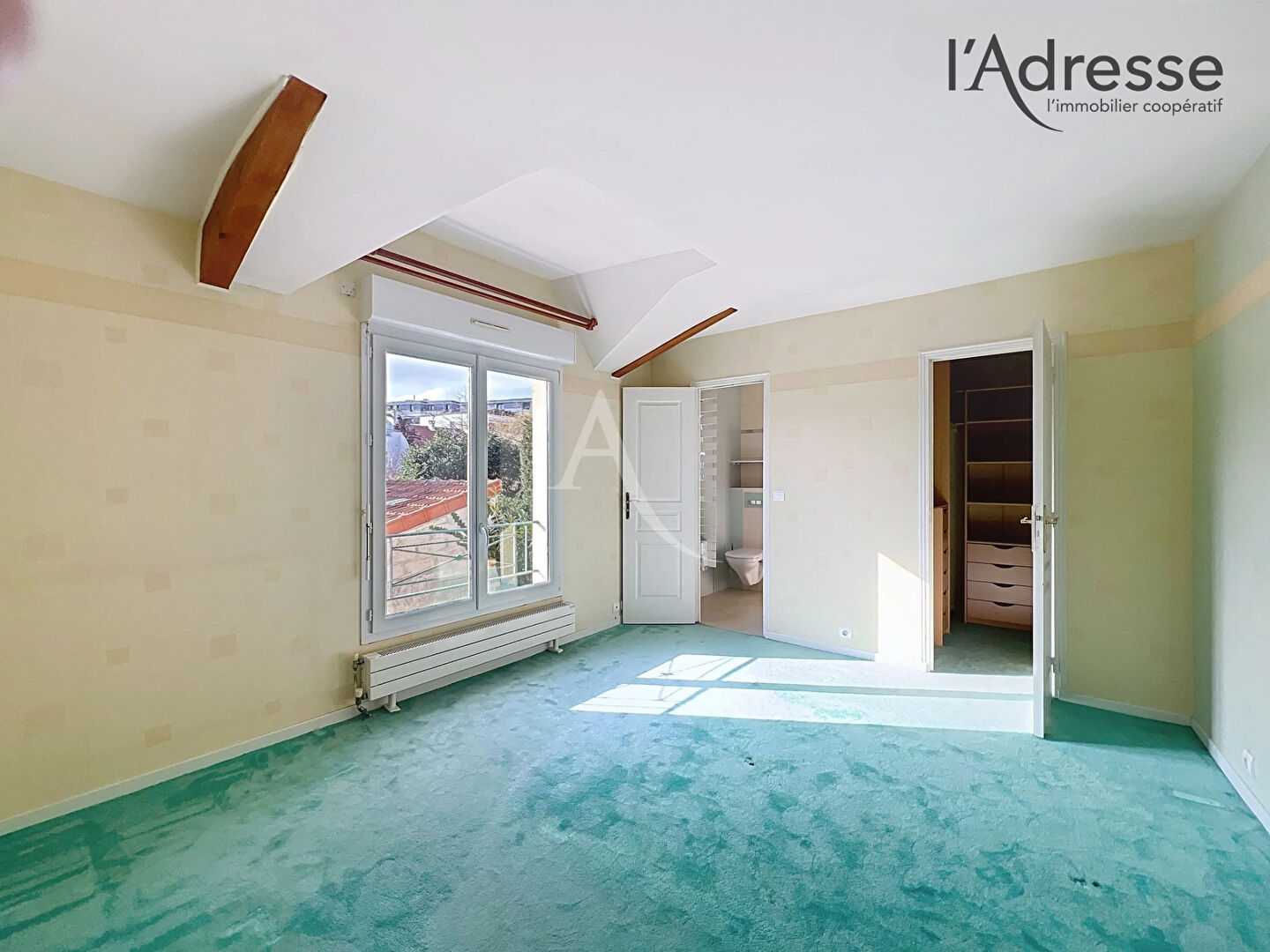 Photo Maison Suresnes - 7 pièce(s) , 5 chambres de 149m² et  299m² de terrain image 5/6