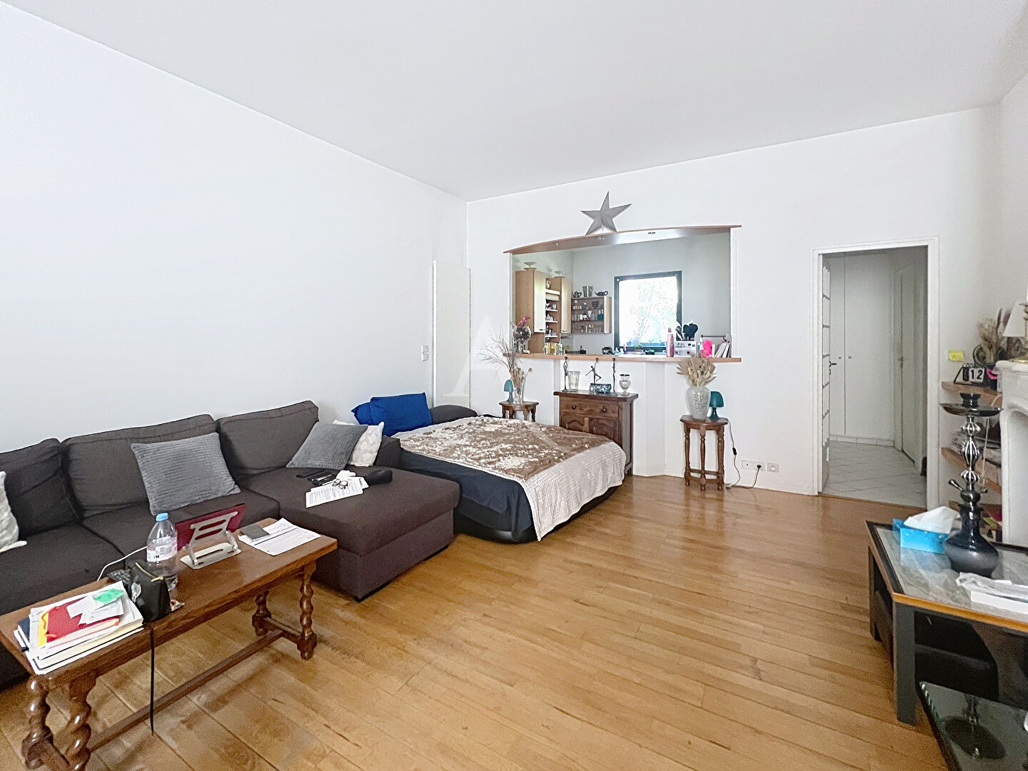 Photo Suresnes Hypercentre - Duplex de 4 pièces 131m² - Cave image 2/6