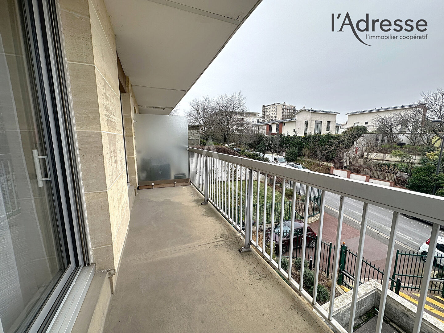 Photo Rueil Malmaison Mont Valerien - Bel appartement de 78m²  avec balcons, cave  et parking image 4/6