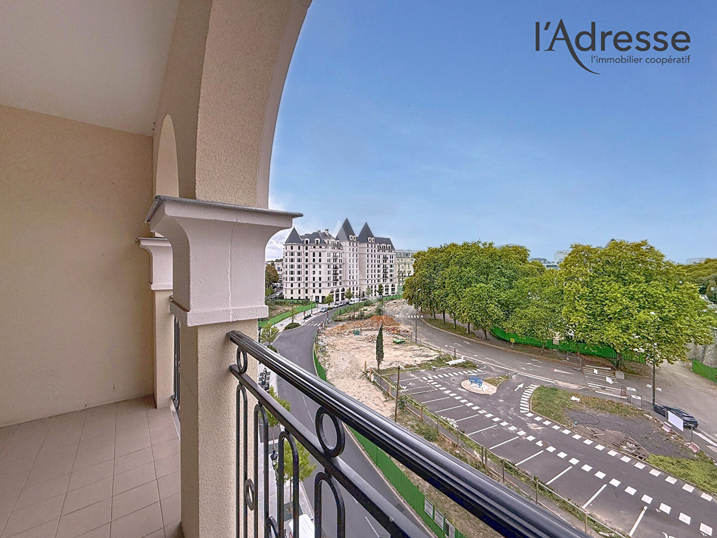 PUTEAUX/ Bergères - Appartement 4 pièces 82m² - 2 Terrasses - 1 Parking