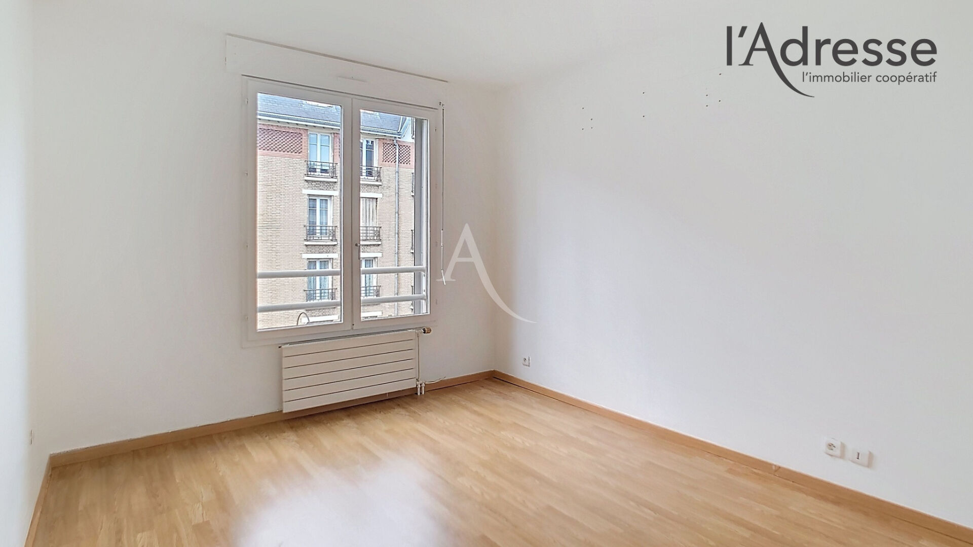 Photo PUTEAUX/ Proche la Défense - Appartement 3 pièces de 66m² avec Terrasse, Cave et Parking image 5/6