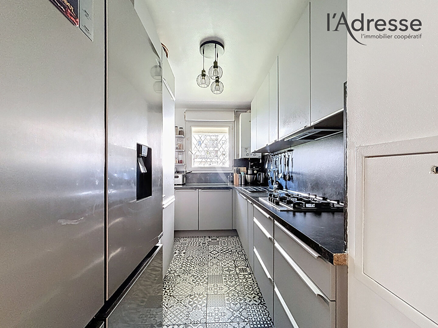 Photo Bas de Suresnes - 3 pièces 62m² avec balcon -Cave et Box image 3/6