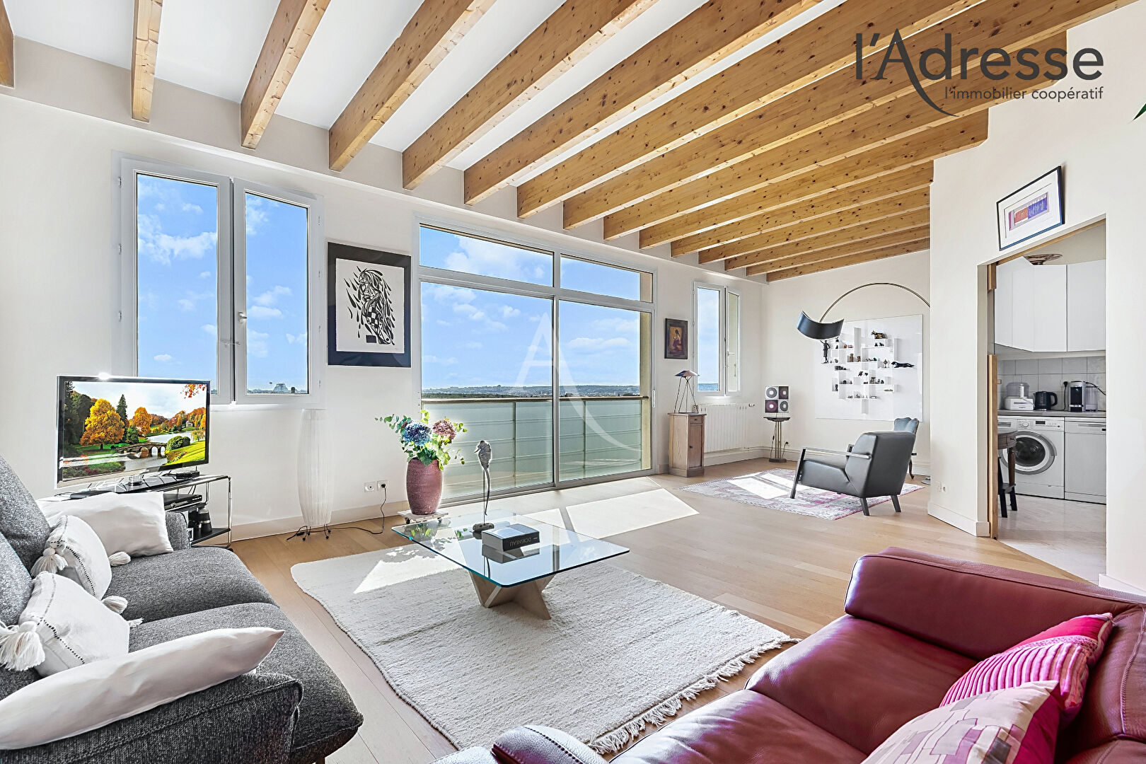 Photo EXCLUSIVITE ! Appartement d'Exception avec Rooftop Panoramique sur Paris - 4 pièces, terrasse de 52m² et 2 places de parking image 2/6