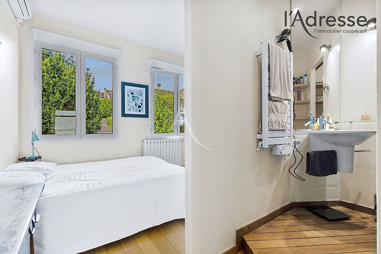 Photo EXCLUSIVITE ! Appartement d'Exception avec Rooftop Panoramique sur Paris - 4 pièces, terrasse de 52m² et 2 places de parking image 5/6