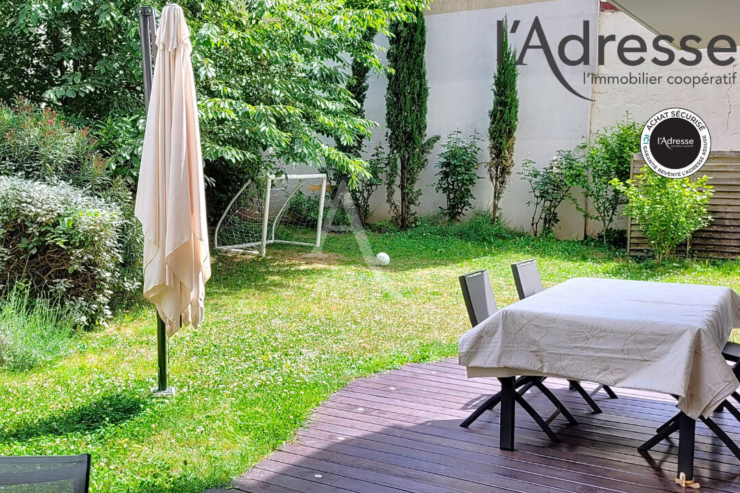 Suresnes - Appartement 3 pièces de 58 m² avec jardin 200 m² - Parking et Cave - 2ème parking en sus