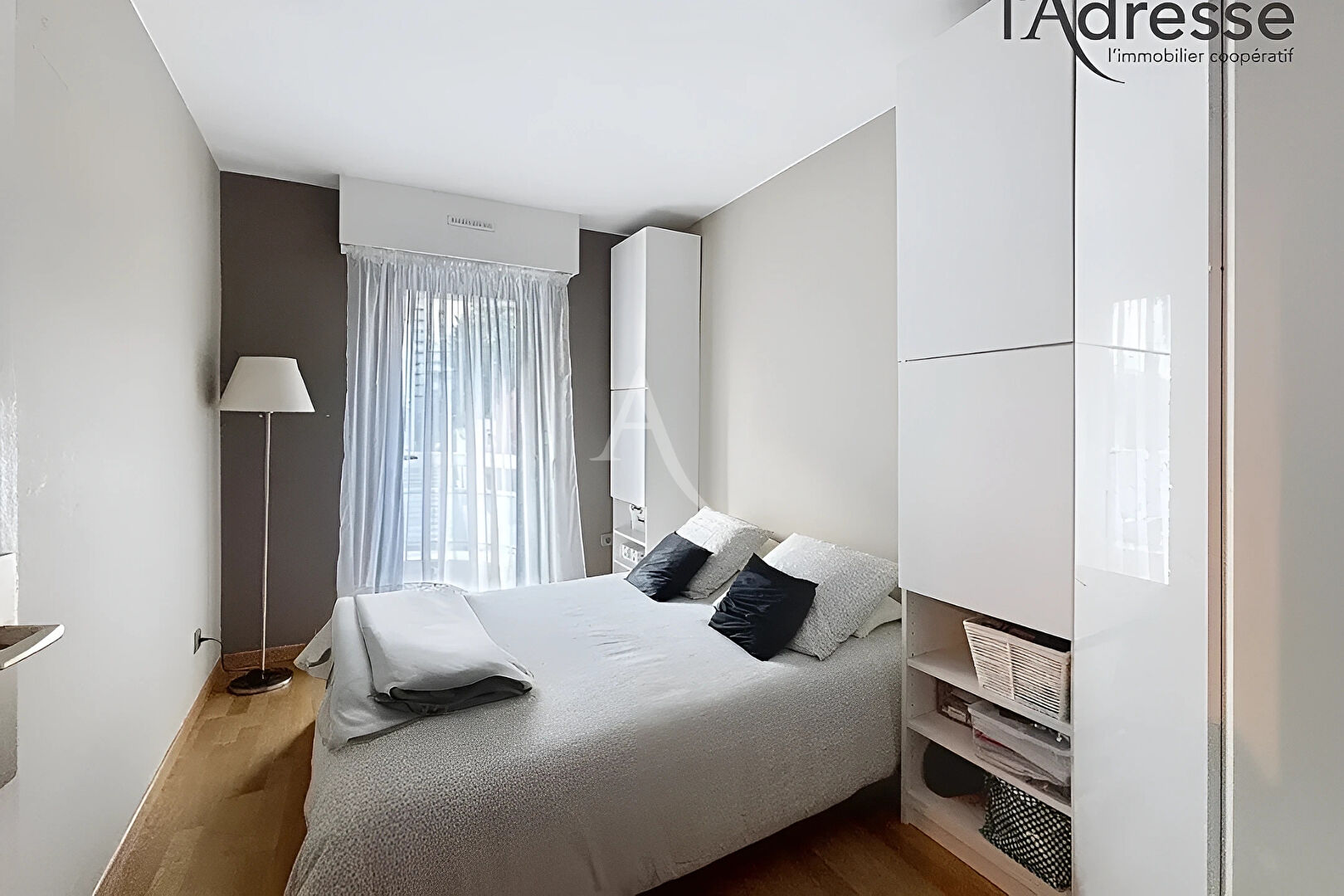 Photo Suresnes - 2 pièces 50m² avec balcons, cave et parking image 6/6