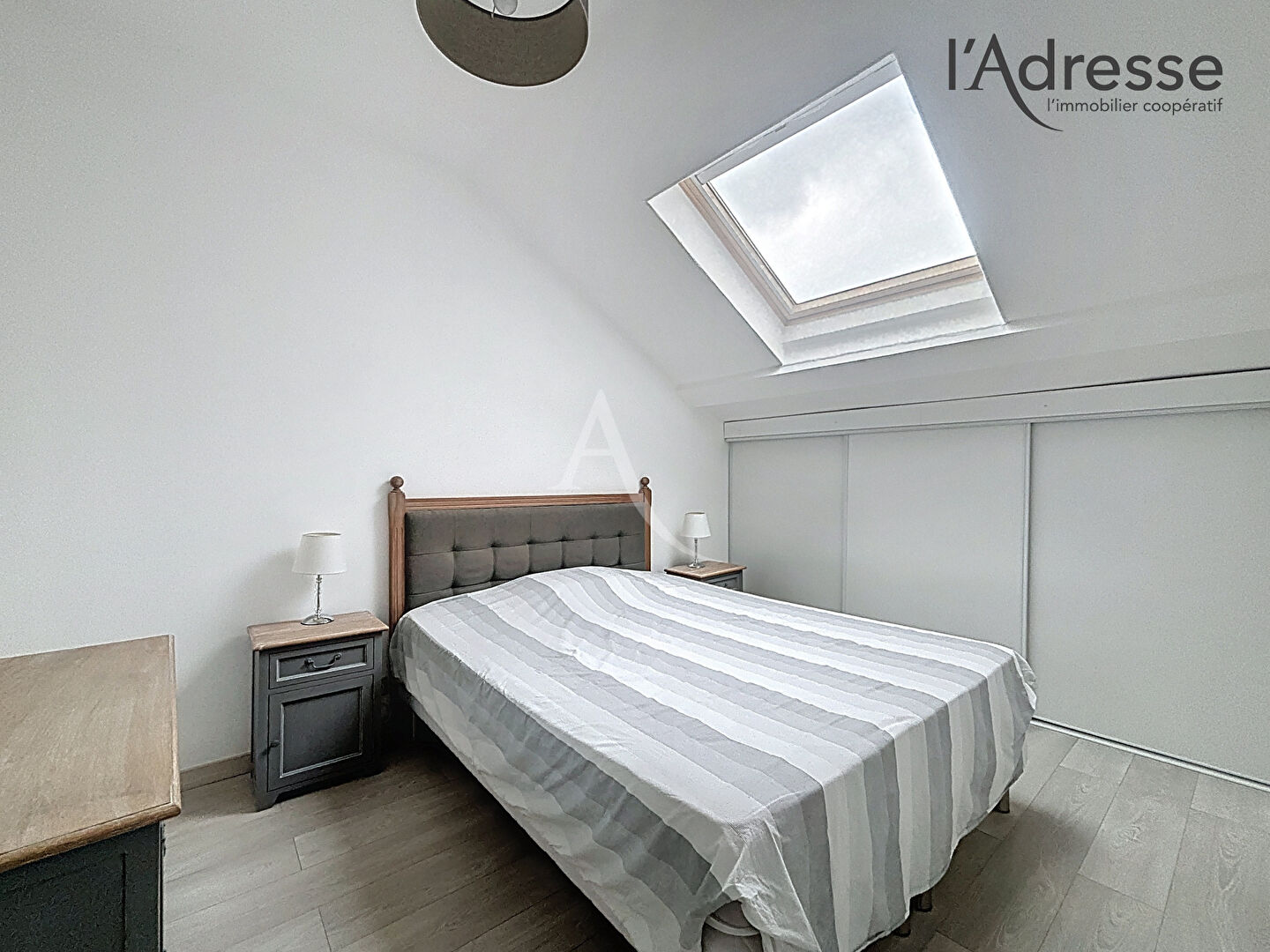 Photo Suresnes hypercentre - Duplex lumineux de 71 m² au coeur de Suresnes - Charme de l'ancien image 6/6