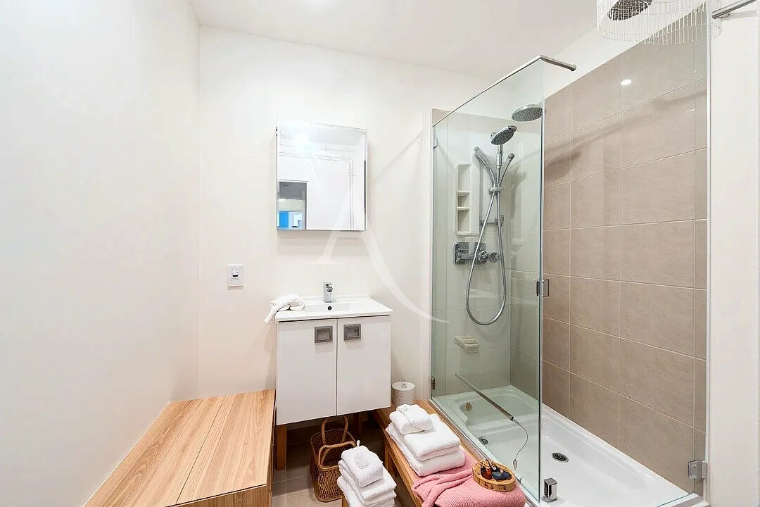 Photo Cabinet médical de 53m² 2 pièces à vendre image 5/6