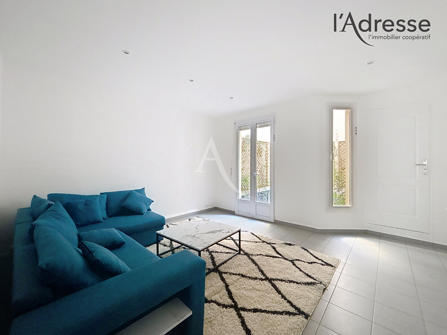 Photo Suresnes Centre - Appartement 3 Pièces 55m²  avec terrasse - Charme de l'ancien image 2/6