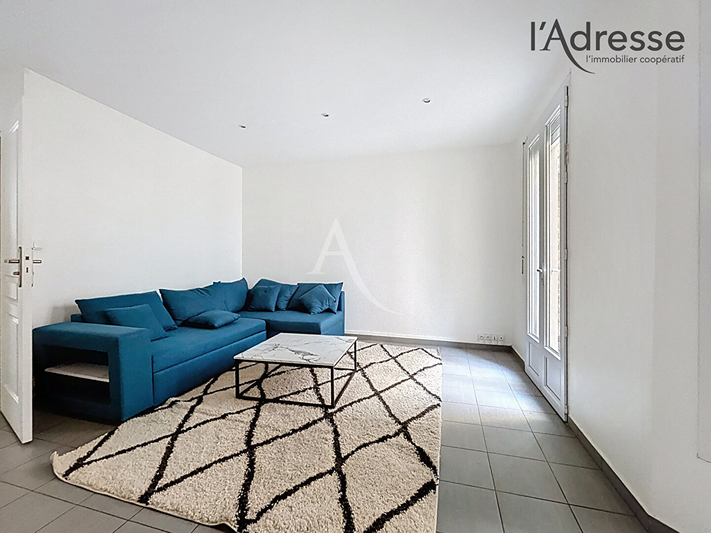 Photo Suresnes Centre - Appartement 3 Pièces 55m²  avec terrasse - Charme de l'ancien image 3/6