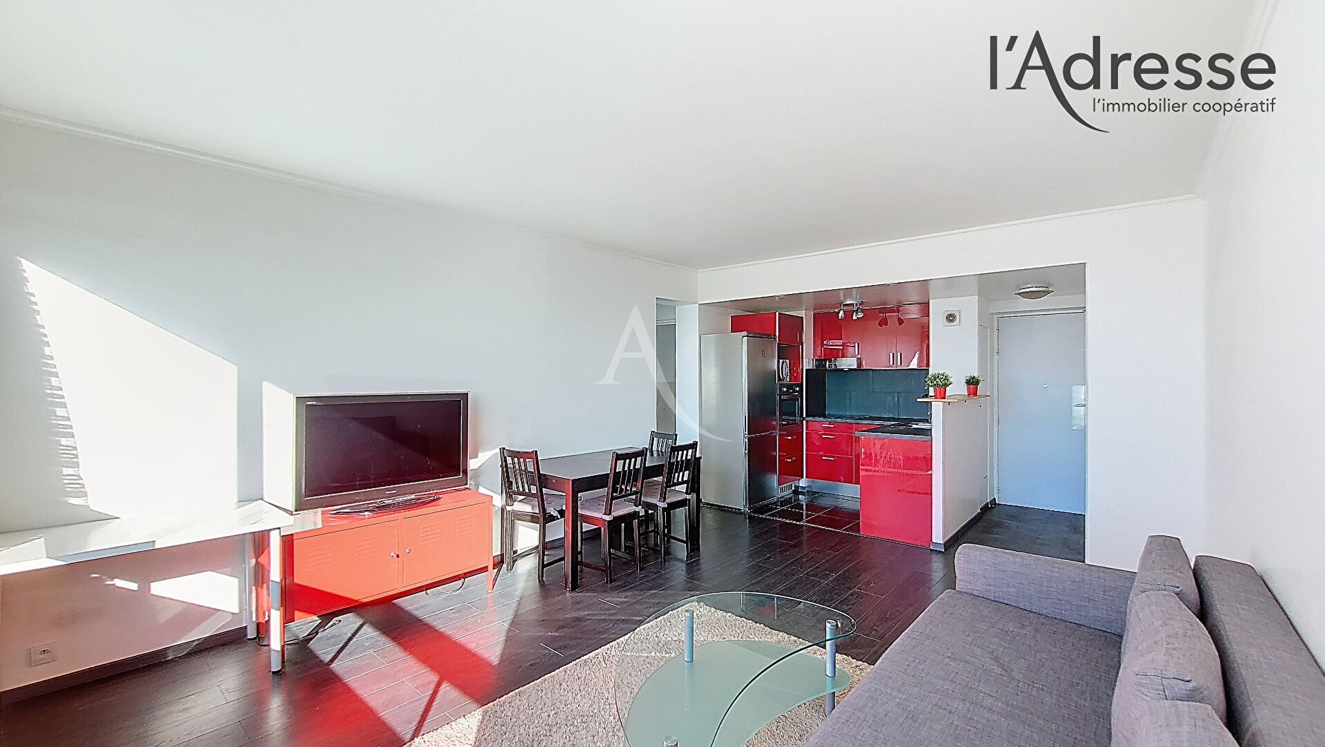 Photo PUTEAUX/ DEFENSE appartement 2 pièces de 46 m² avec cave et parking image 5/6