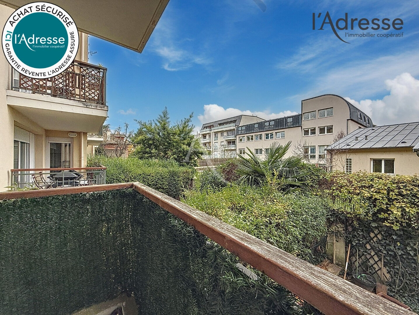 Photo SURESNES/ Pasteur - Appartement 4 pièces 84m² - 1 Terrasse - 1 Balconnet - 1 Double Parking - 1 Cave image 1/6
