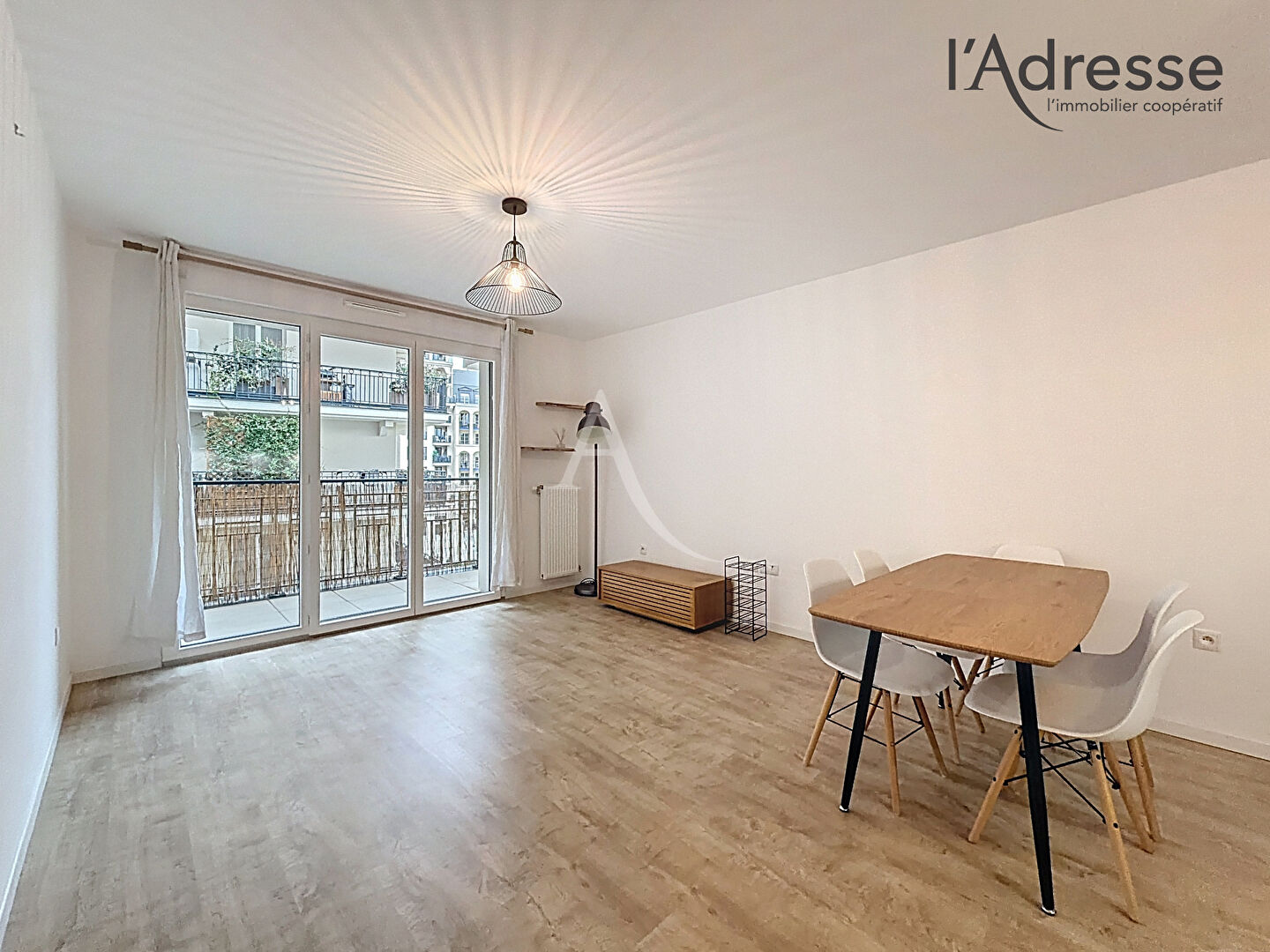 Appartement PUTEAUX 3pièce(s) 60m2-Meublée/Parking