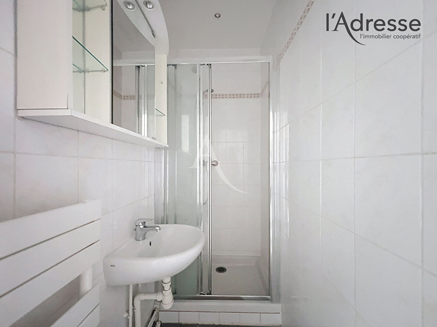 Photo Suresnes Centre (Mairie) - Appartement 3 Pièces 54m²  avec BALCON - image 5/6