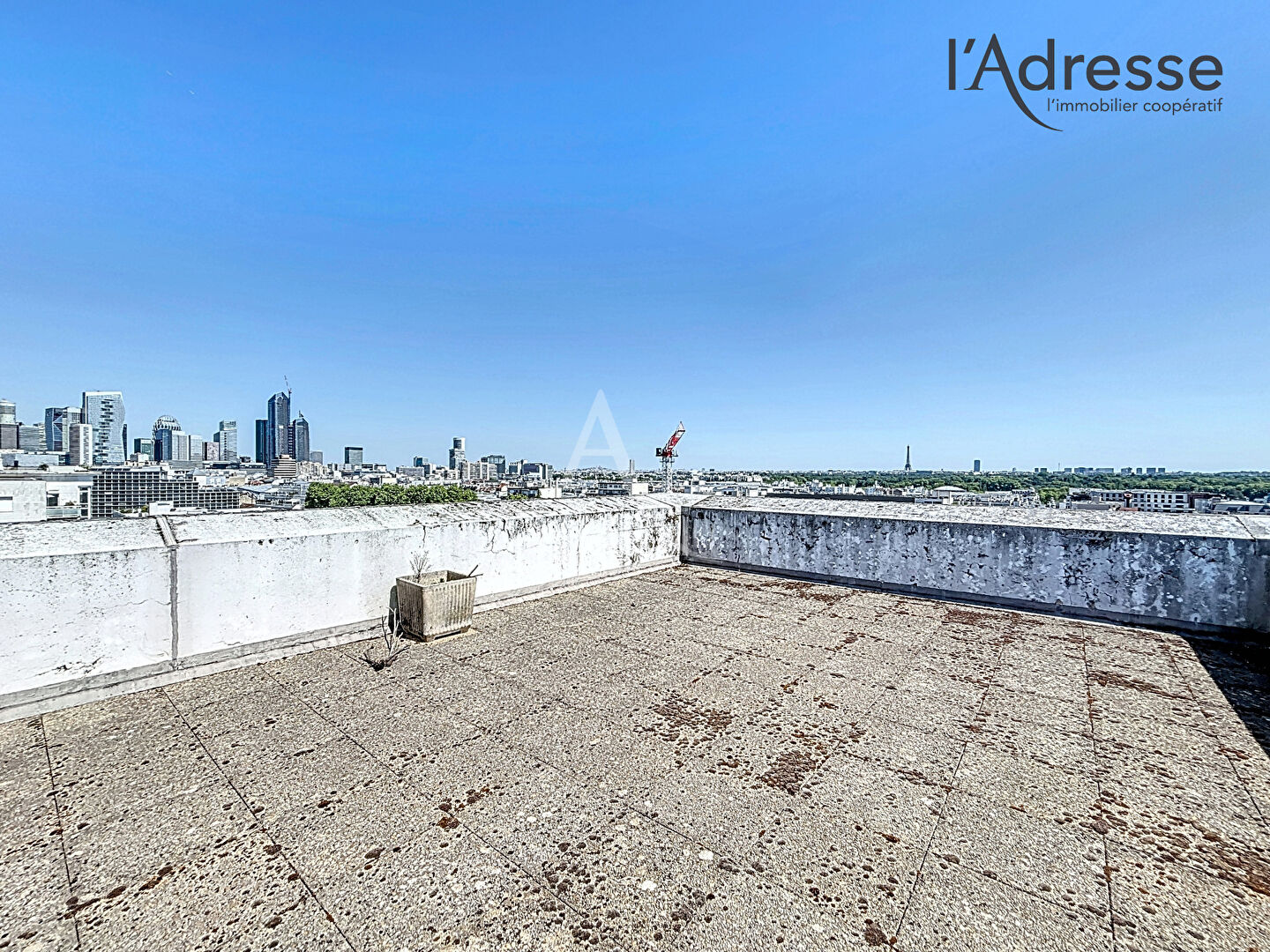 Photo Suresnes/Limite Puteaux -  5 pièces 128m2 - Top Floor 40 m² - Balcon 20 m² - 2 places de parking - cave image 2/6