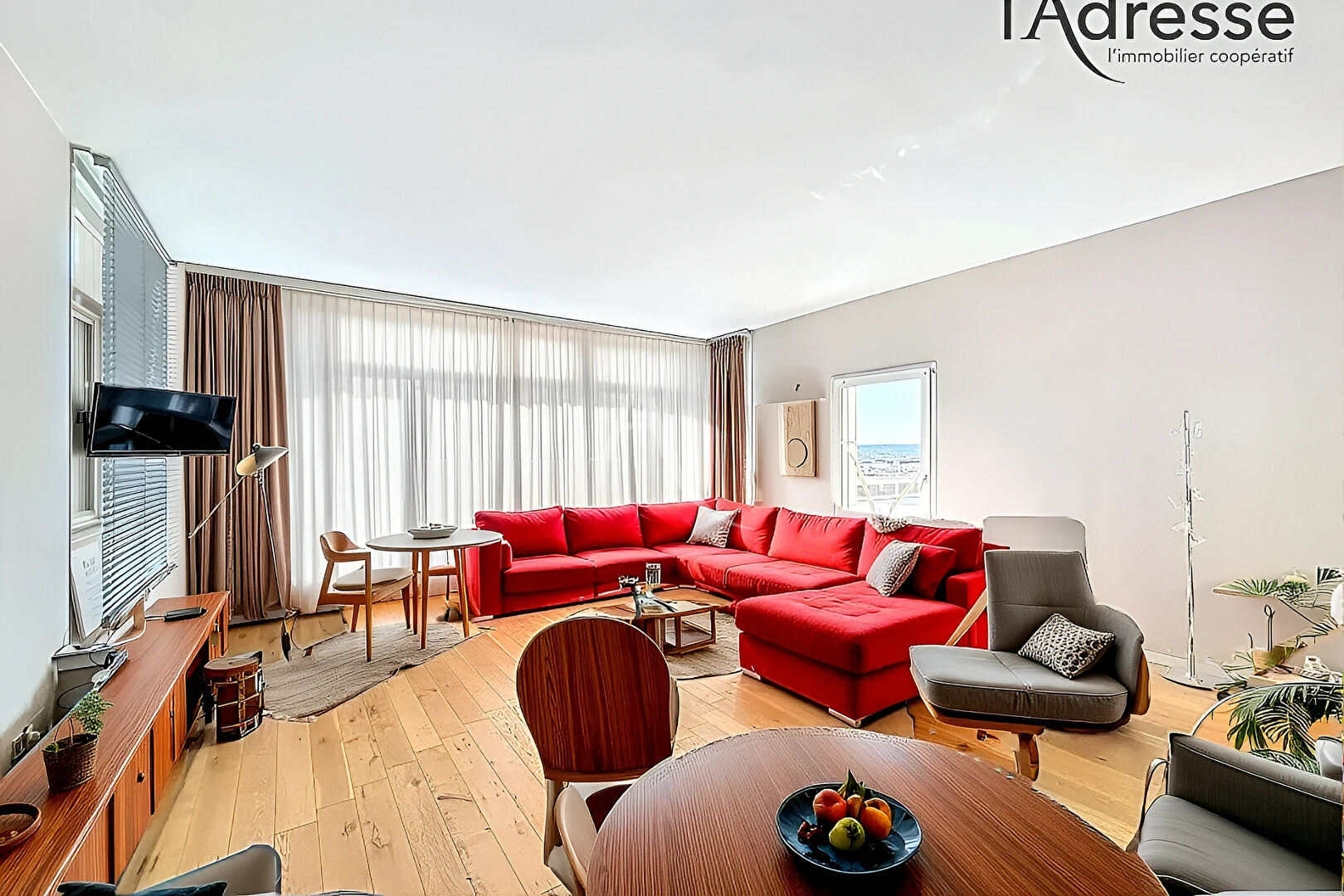 Photo Suresnes/Limite Puteaux -  5 pièces 128m2 - Top Floor 40 m² - Balcon 20 m² - 2 places de parking - cave image 3/6