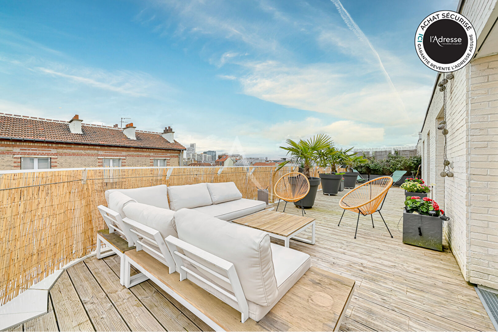 SURESNES/ rue Curie - Appartement 6 pièces 155m² - 80m² Terrasses - 3 Parkings - 1 Cave