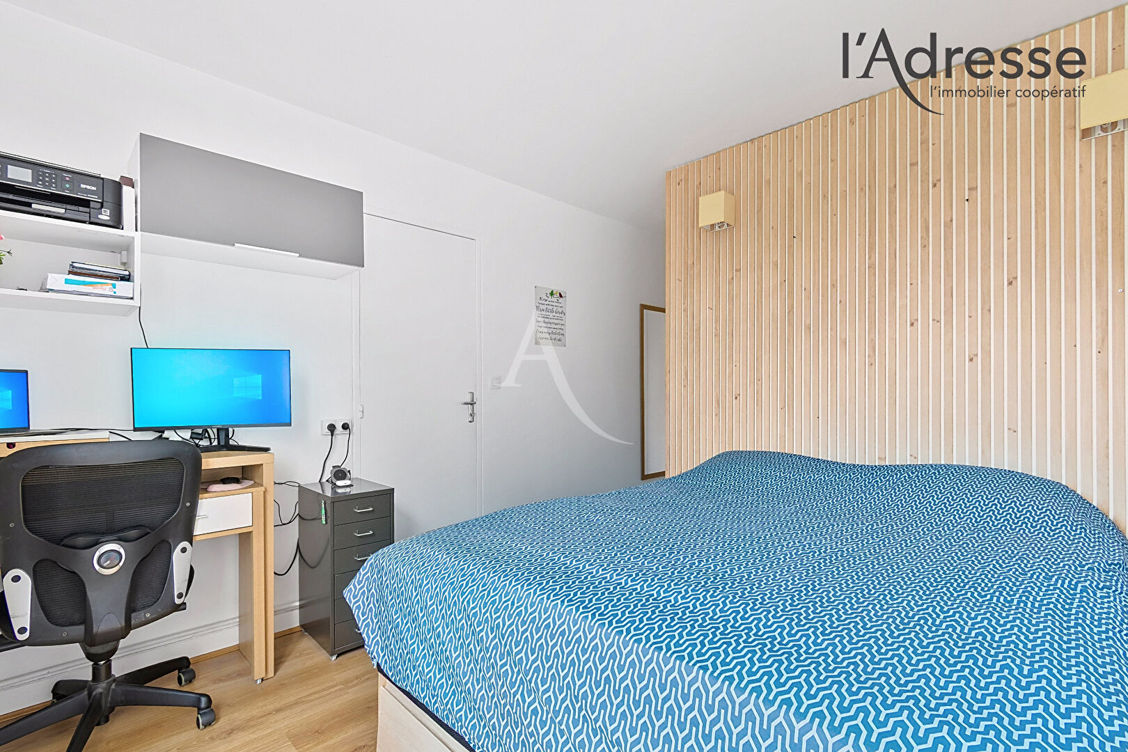 Photo SURESNES Mont Valérien - 5 pièces de 103m²  - Terrasse de 21m² et balcon de 9m² - Vue Paris Tour Eiffel- cave et double place de parking image 6/6