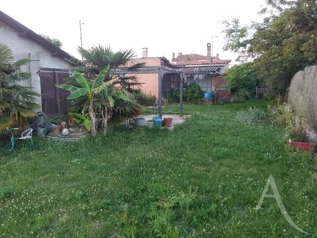 Photo Bâtiment de 60m² sur 335m² de terrain image 4/5