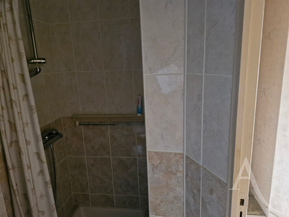 Photo Toulouse Guilhemery maison de 72 m2 avec  jardinet ;fort potentiel image 4/5