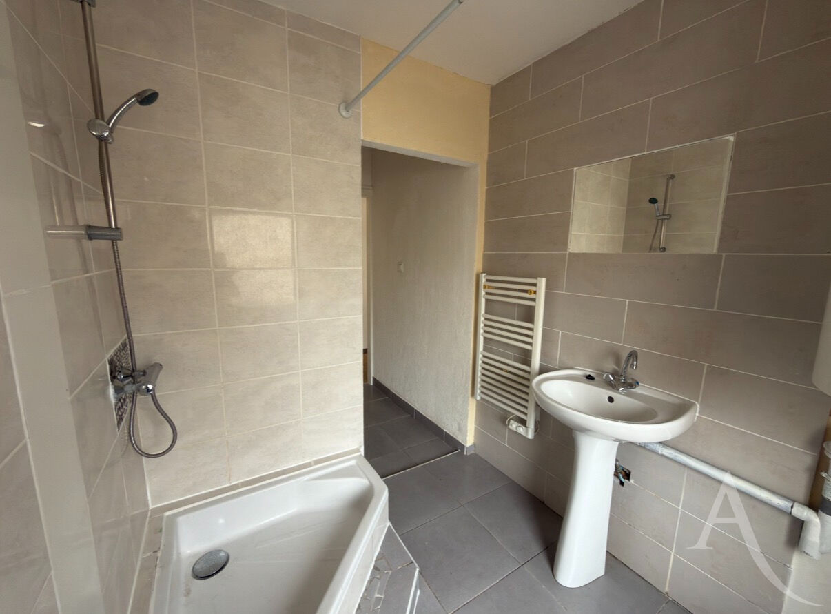 Photo APPARTEMENT T4 EN TRIPLEX BOULAY MOSELLE image 4/6