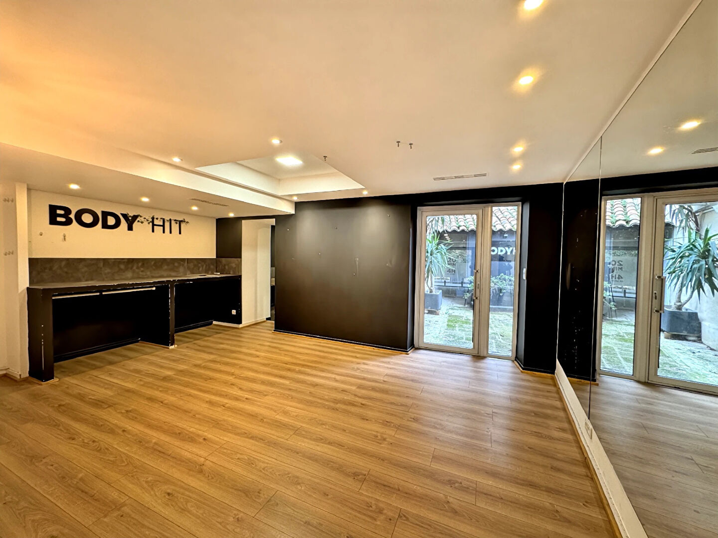 Local Commercial 80m² avec Garage à Avignon