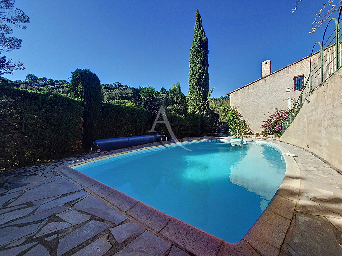 Villa Montauroux 5 pièces sur 3800m2 de terrain avec piscine