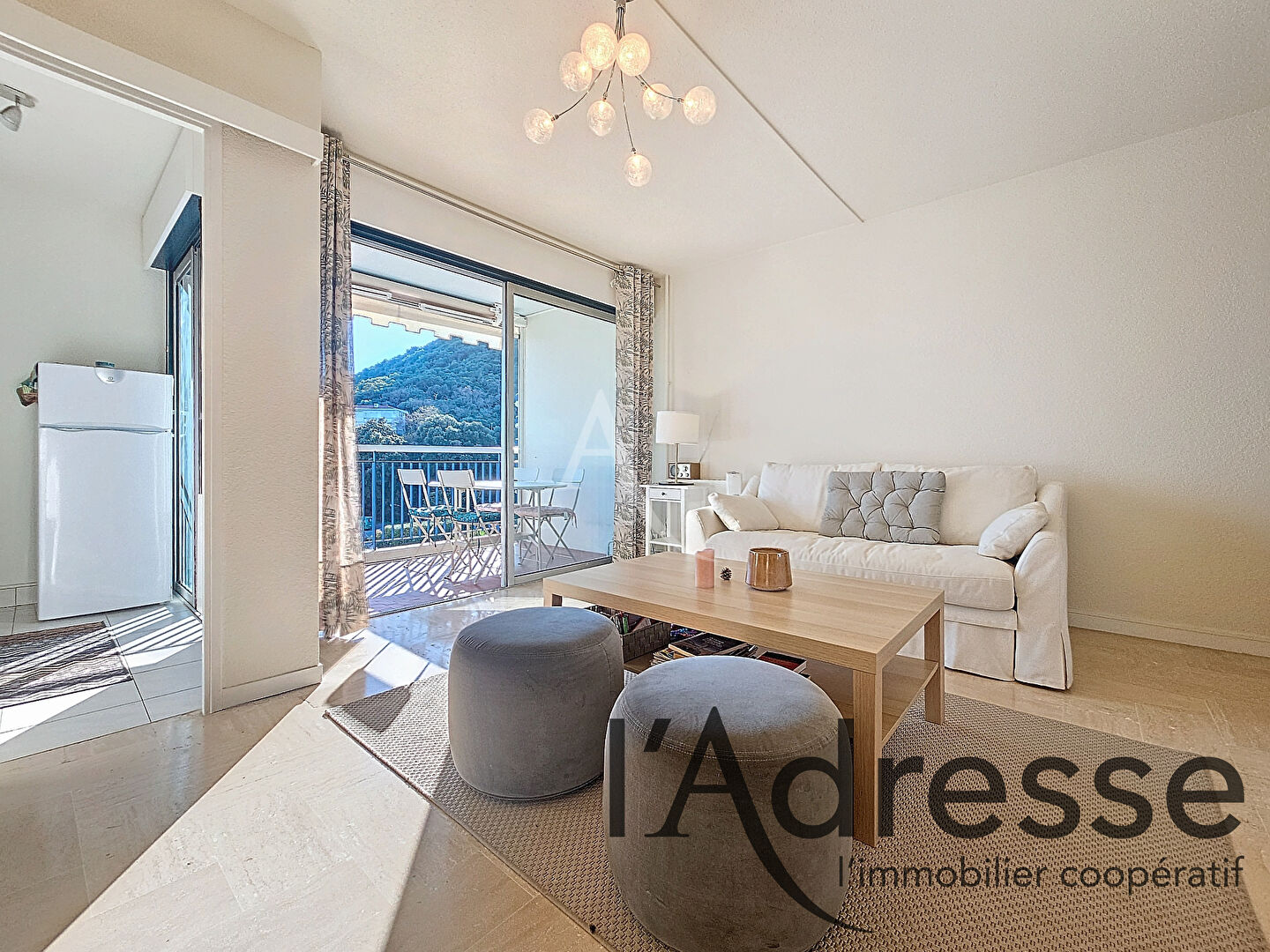 COUP DE COEUR ! Beau studio alcôve Proche Napoule à Pied